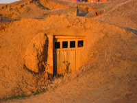 bodeg.jpg (24616 bytes)